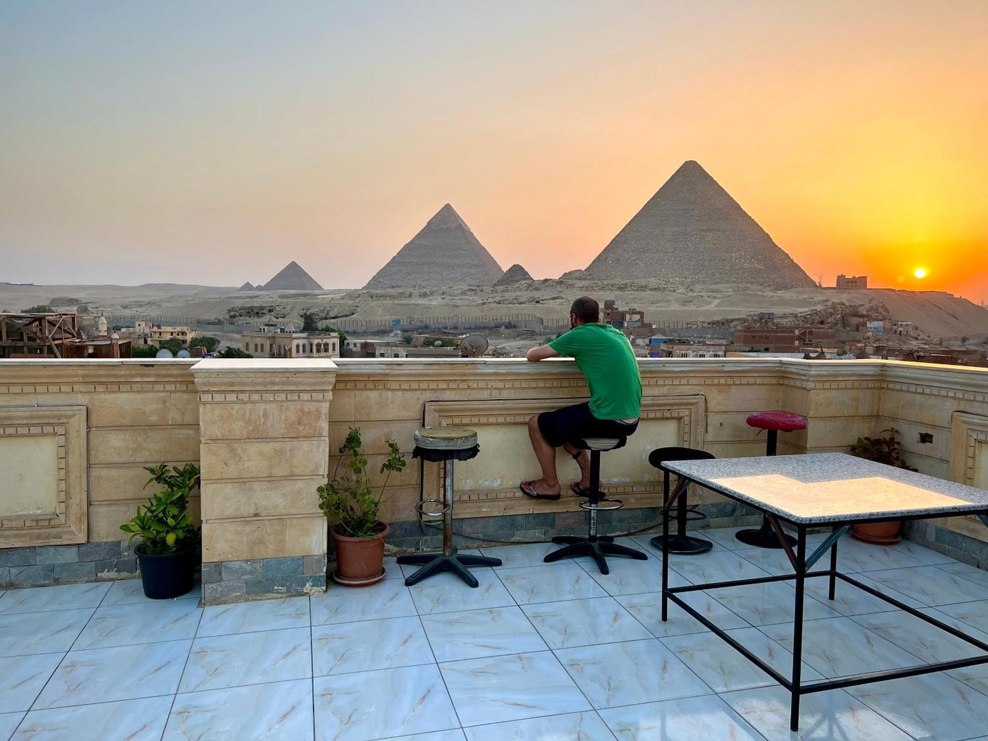 Moses Pyramids Inn Kafrat al Jabal Экстерьер фото